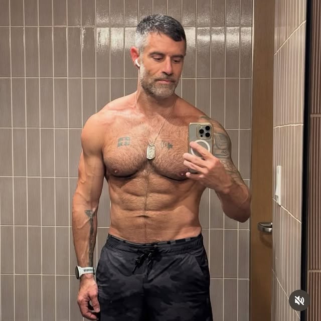  ......._selfie   'recent posts' 