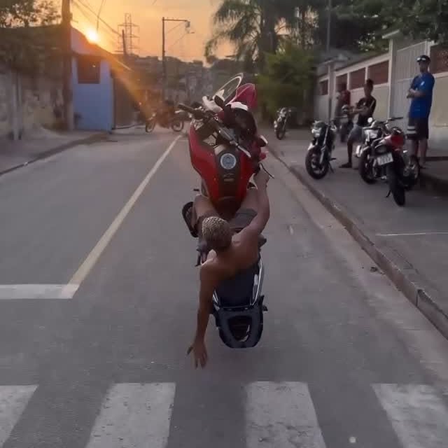  .....clips   'recent posts' 