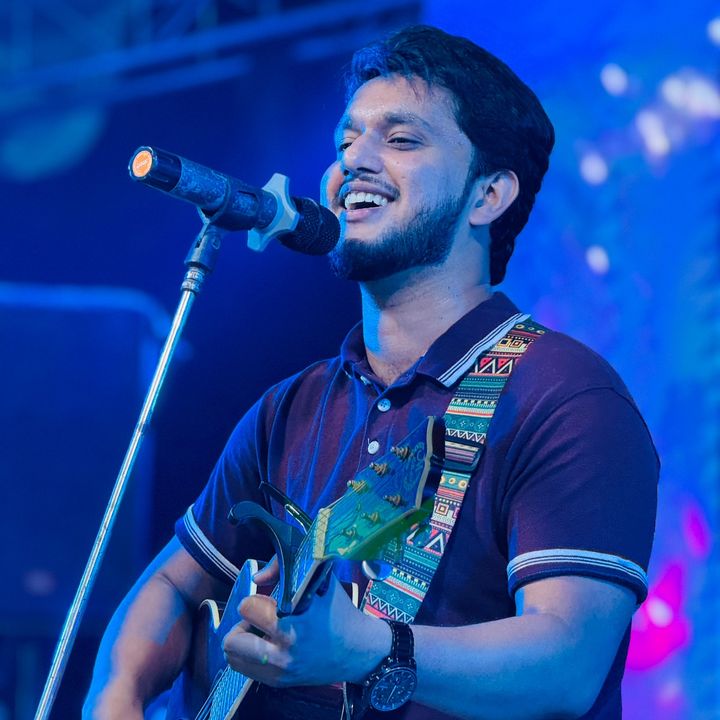 Hire .....edumar influencer with 84.4k