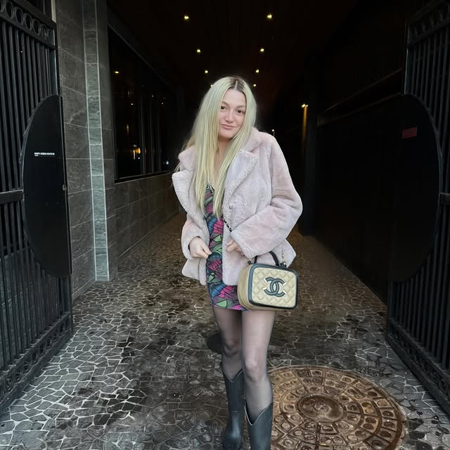  ........ewanders   'recent posts' 