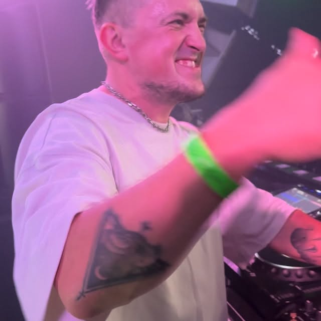  ......quelive   'recent posts' 