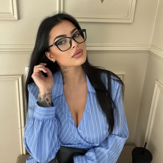 Hire .....n_game influencer with 57.9k