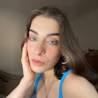 Hire ......eyedgal influencer with 8.2k