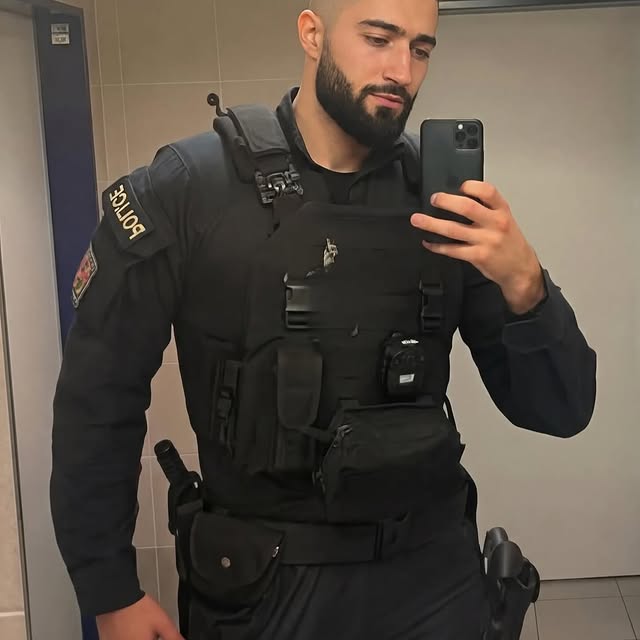  ......._selfie   'recent posts' 