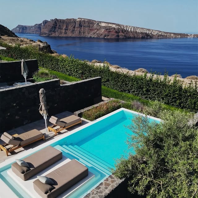  .....hotels   'recent posts' 