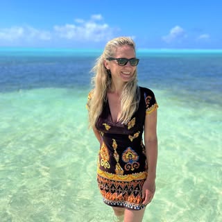 Hire ........eise.blog influencer with 36.3k