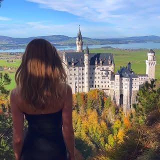 Hire .........th_me_club influencer with 54k