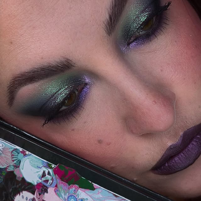  ........ivamakeup   'recent posts' 