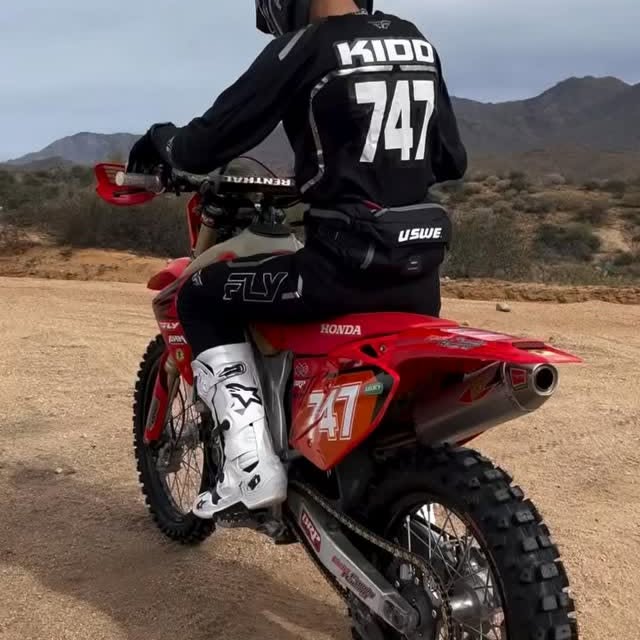  .......kesgram   'recent posts' 