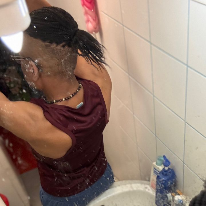 Hire ......MIXFOX influencer with 19.2k