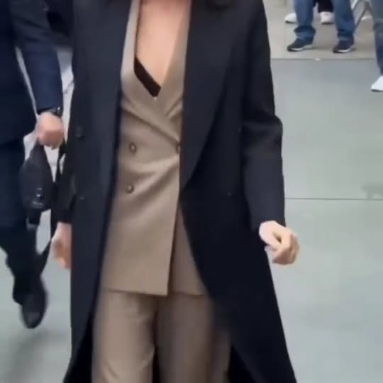  .......woman143   'recent posts' 