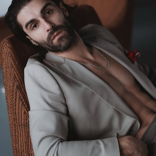  ......elnuta   'recent posts' 