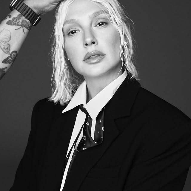  .......woman143   'recent posts' 