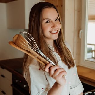 Hire ......dzenia influencer with 267k