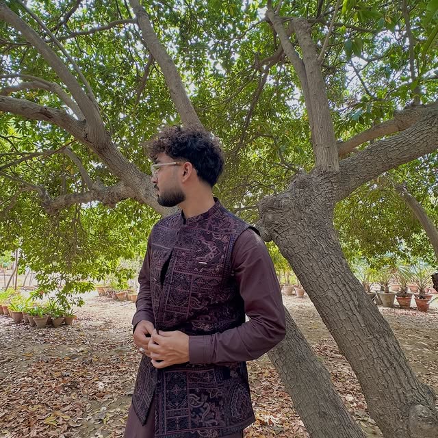  .........erofficial   'recent posts' 