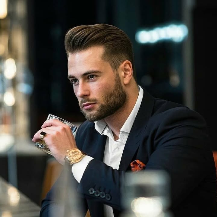 Hire ..........UCCESS.NET influencer with 24.4k