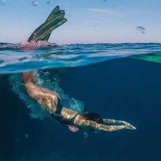 Hire .....akura influencer with 9.3k