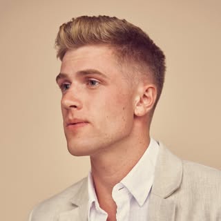 Hire .......feofevan influencer with 126k