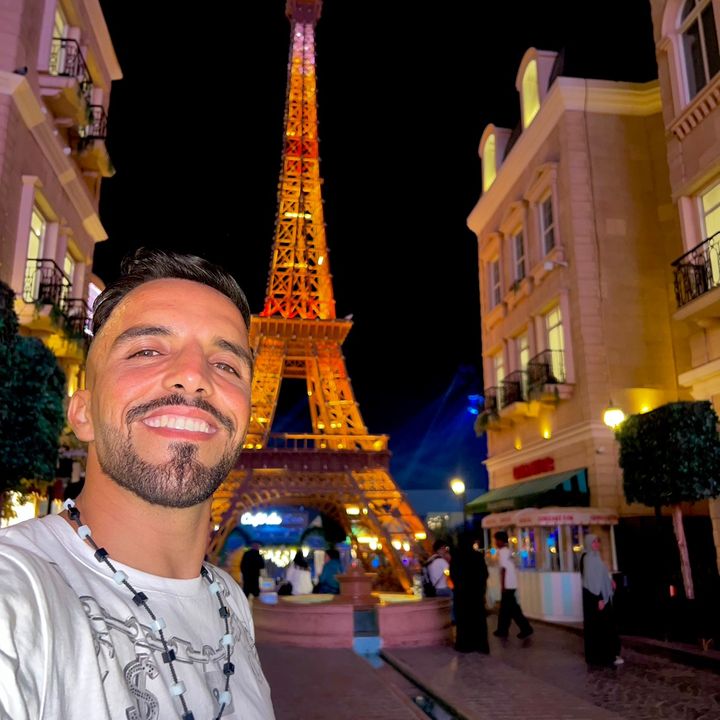 Hire ........kazzahou influencer with 328.7k