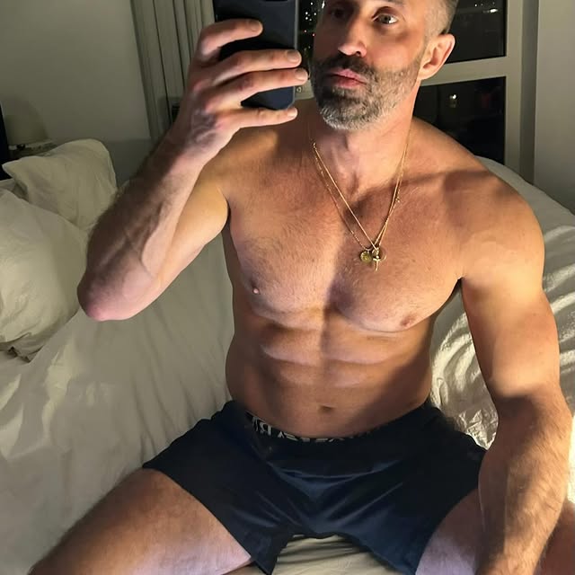  ......._selfie   'recent posts' 