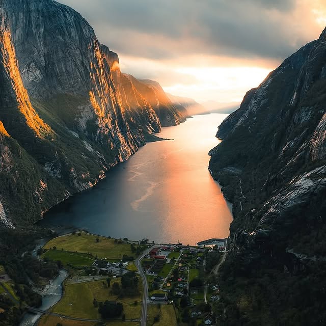  .......r.norway   'recent posts' 