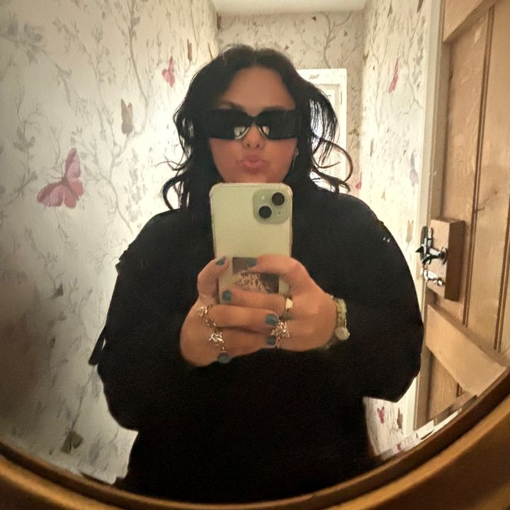 Hire .....life13 influencer with 111.5k