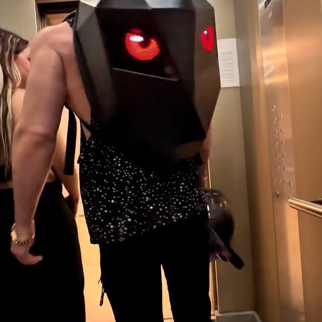  ......moto   'recent posts' 