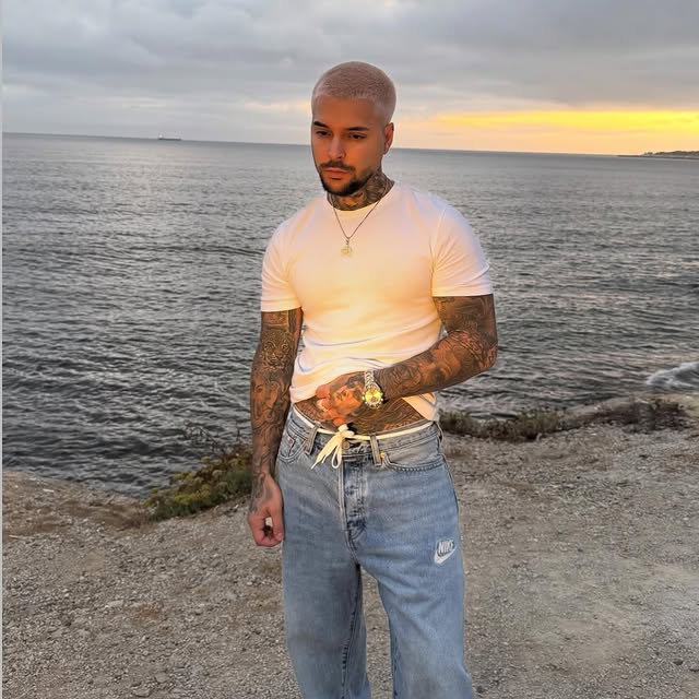  ........ion_insta   'recent posts' 