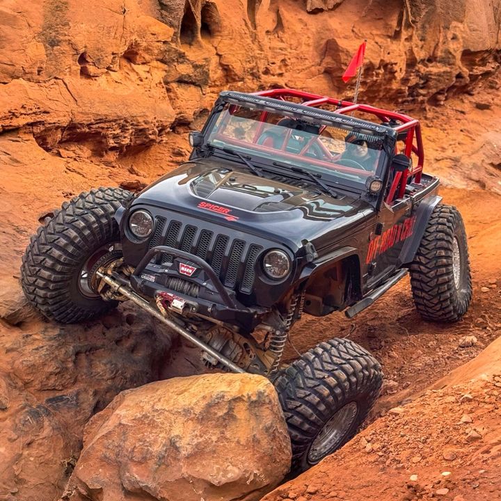 Hire ......dnchill influencer with 231.8k