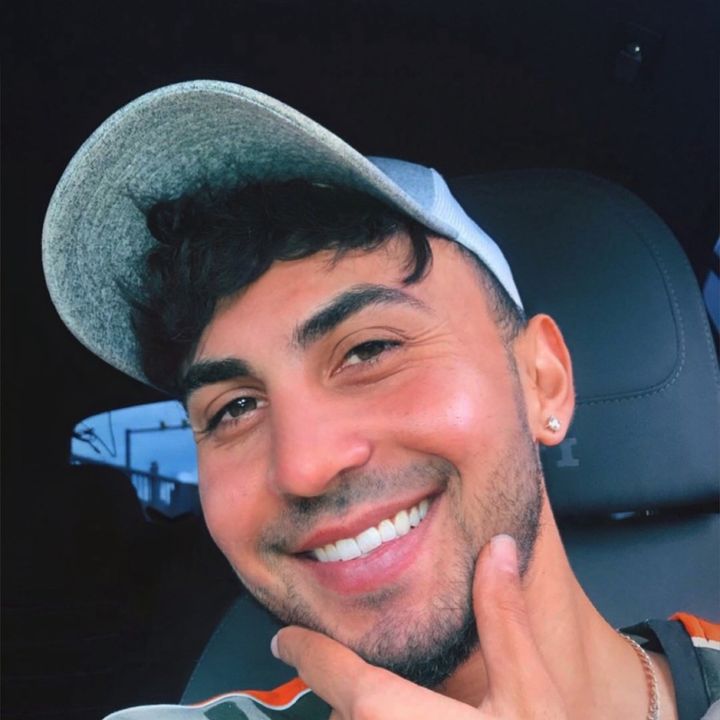 Hire ......oments influencer with 22.6m