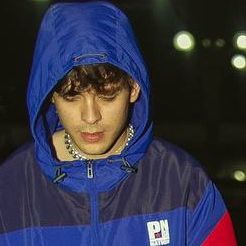 Hire .....rrieta influencer with 2.9m