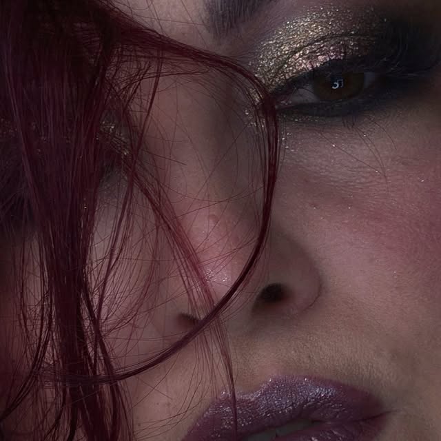  ........ivamakeup   'recent posts' 