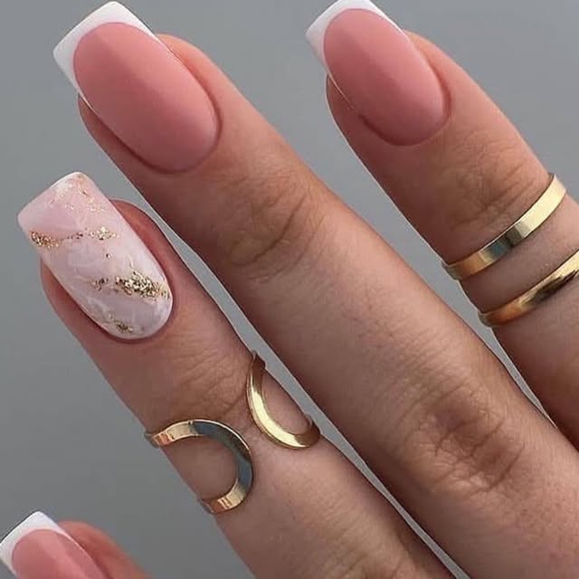  ......nails   'recent posts' 