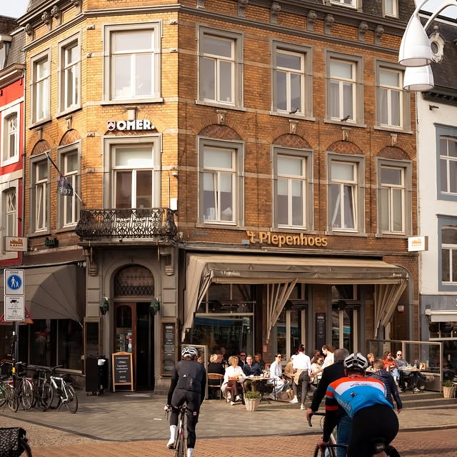  .......amshots   'recent posts' 