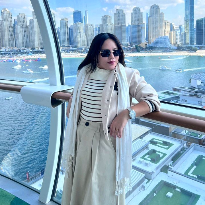 Hire ......080921 influencer with 27.9k