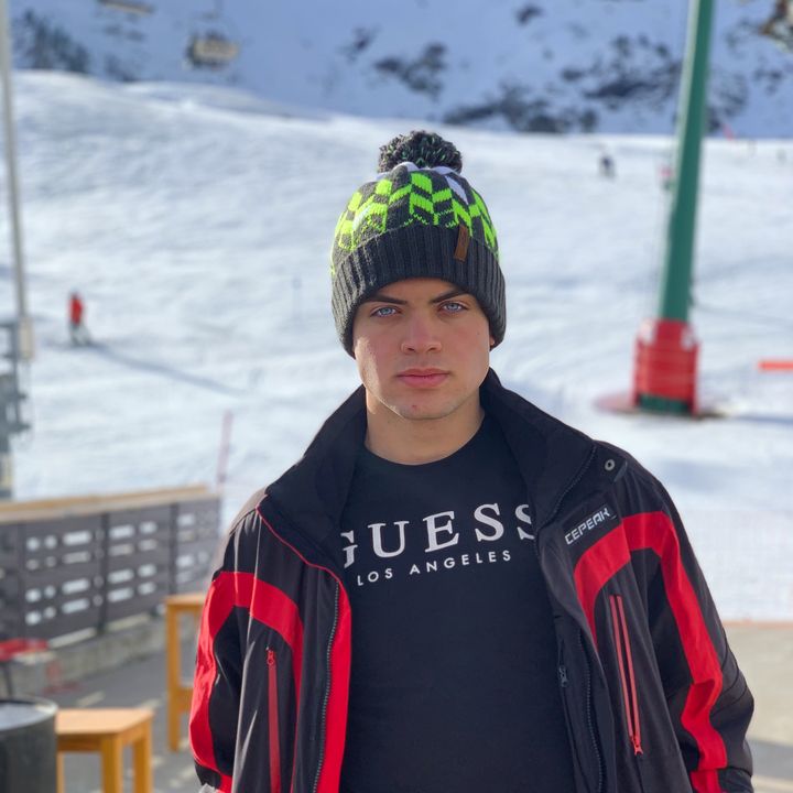 Hire ......ferrer influencer with 13.8k