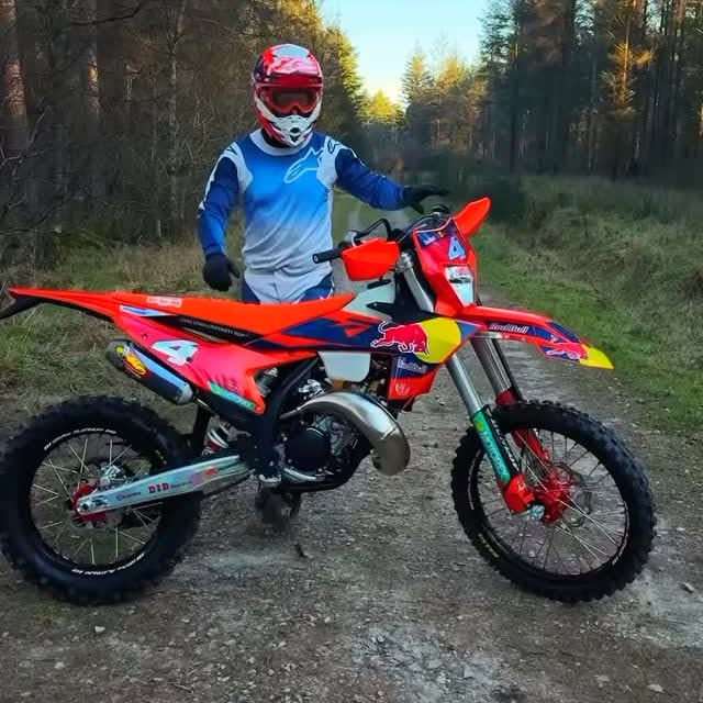  .......kesgram   'recent posts' 