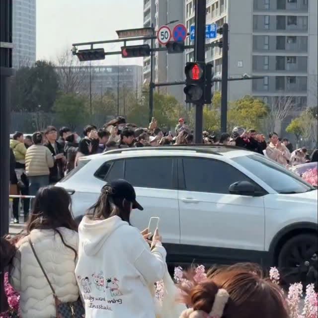  ........vel.club   'recent posts' 