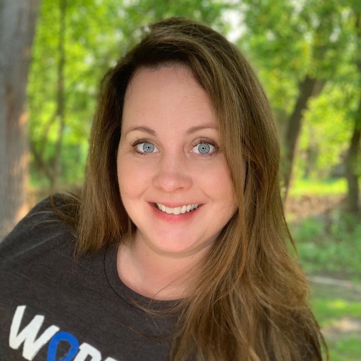 Hire .....tzmama influencer with 124k