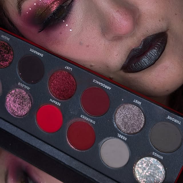  ........ivamakeup   'recent posts' 