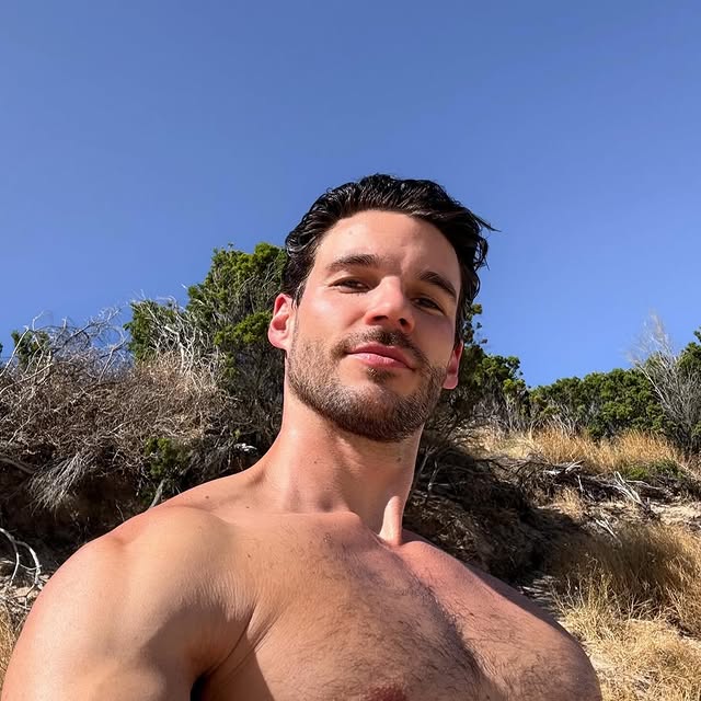  ......._selfie   'recent posts' 