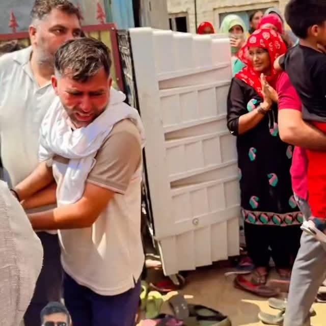  .......r.sales_   'recent posts' 