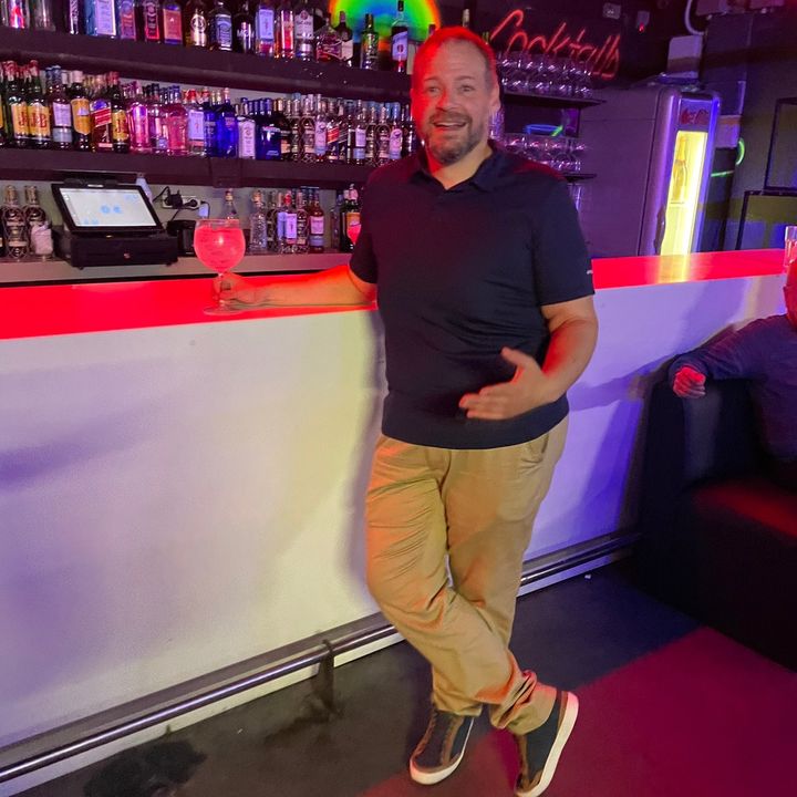 Hire ......eznotte influencer with 6.3k