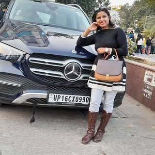 Hire ..........lifestyloo influencer with 51.5k