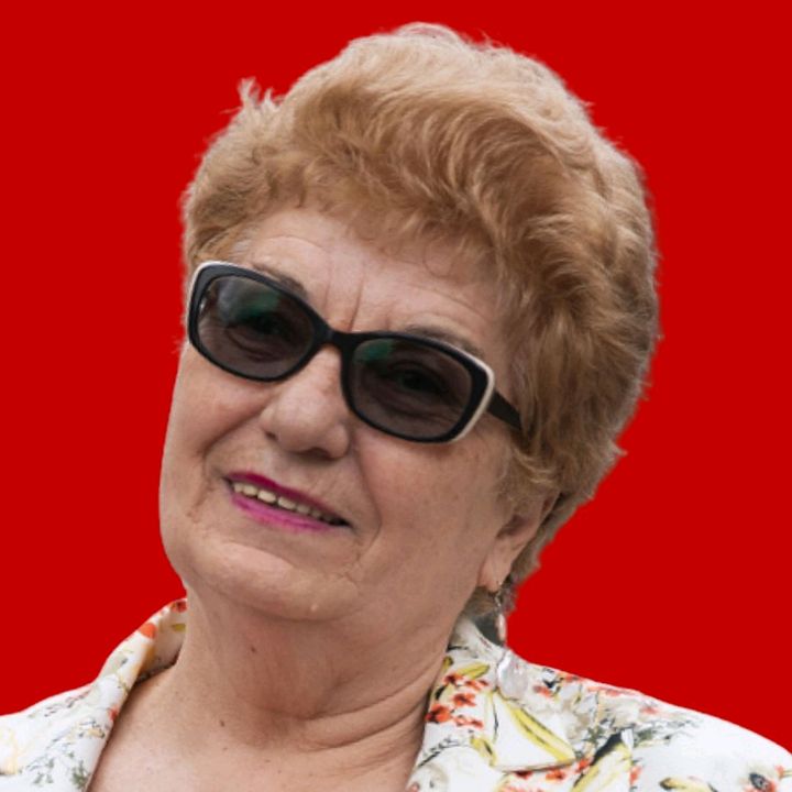 Hire ......nat.ro influencer with 126.7k