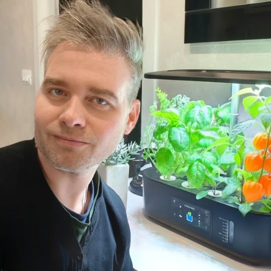  ............ayer_bassani   'recent posts' 