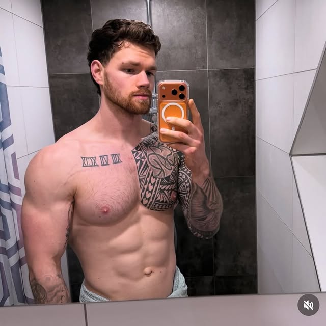  ......._selfie   'recent posts' 