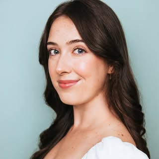 Hire .....ee.ugc influencer with 3k