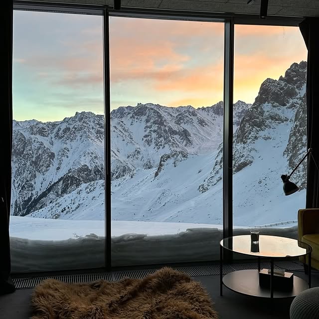  .....hotels   'recent posts' 