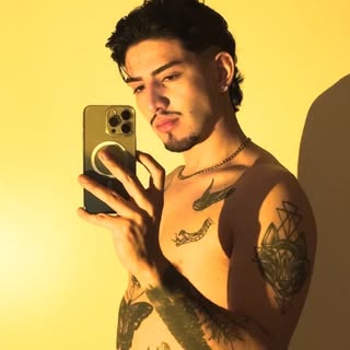 Hire .....rlosvl influencer with 22.7k